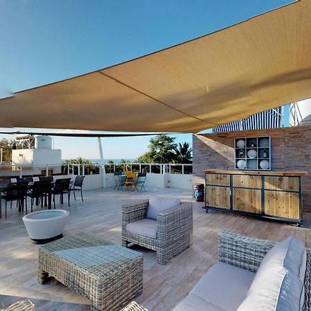 Ferienwohnung Penthouse - Private Roof Terrace - Sea & Mountain View Grand Baie Exterior foto