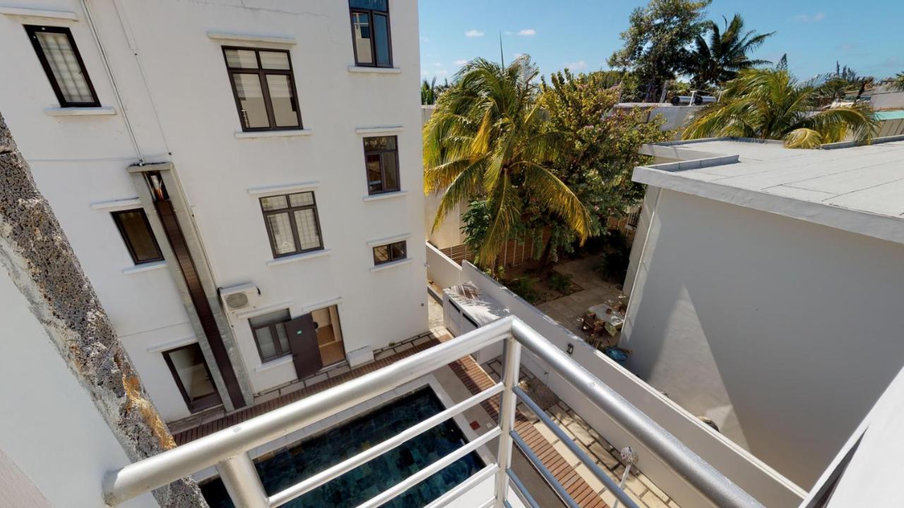 Ferienwohnung Penthouse - Private Roof Terrace - Sea & Mountain View Grand Baie Exterior foto