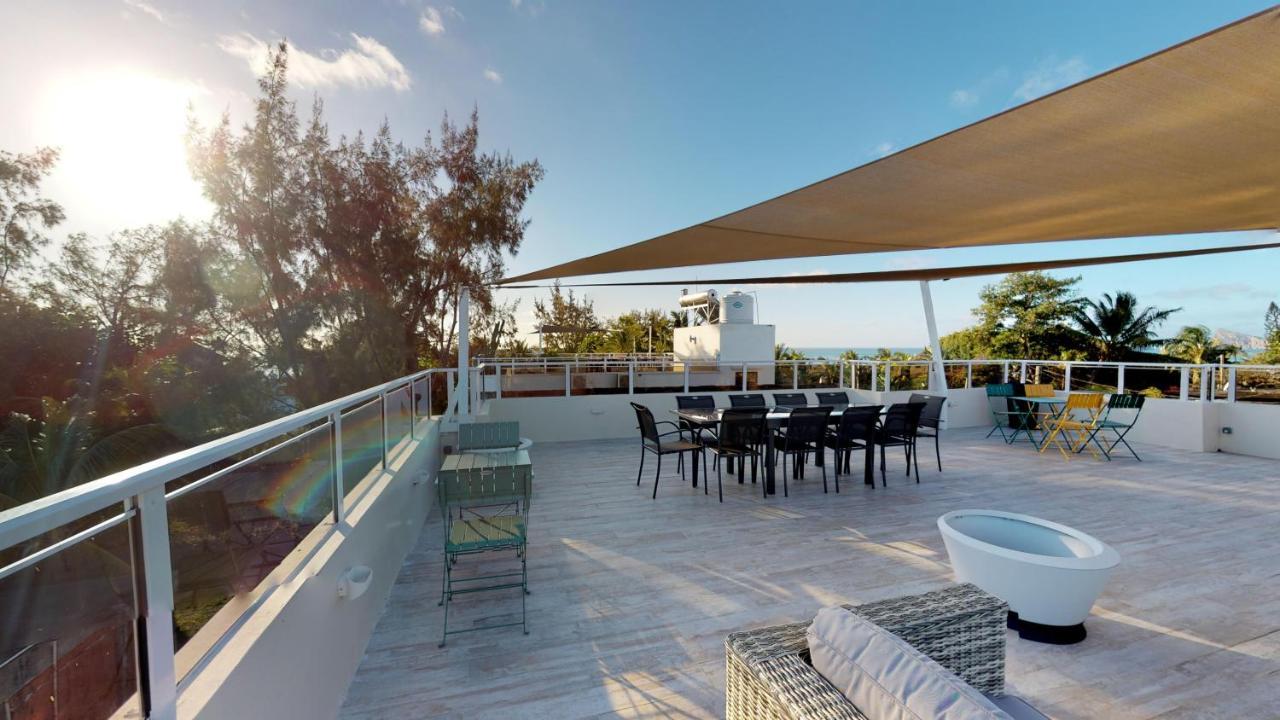 Ferienwohnung Penthouse - Private Roof Terrace - Sea & Mountain View Grand Baie Exterior foto